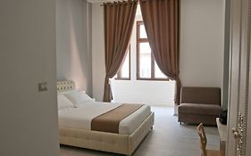 Brilliant Camere